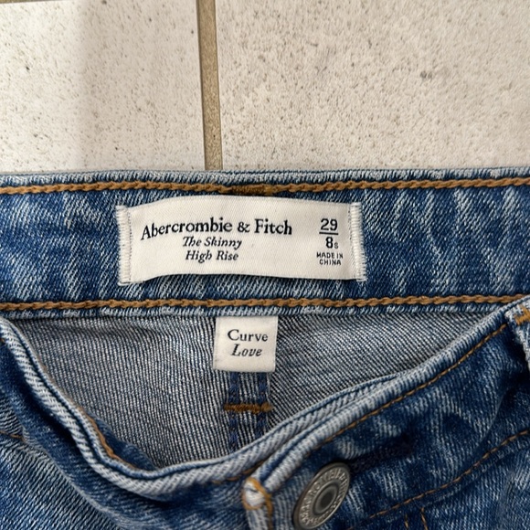 Abercrombie curve love high rise the skinny size 8 worn one - Picture 3 of 4